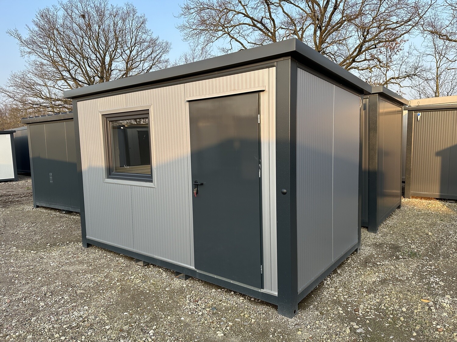 Bürocontainer 4,00 x 2,40 m – Bild 2 von 10