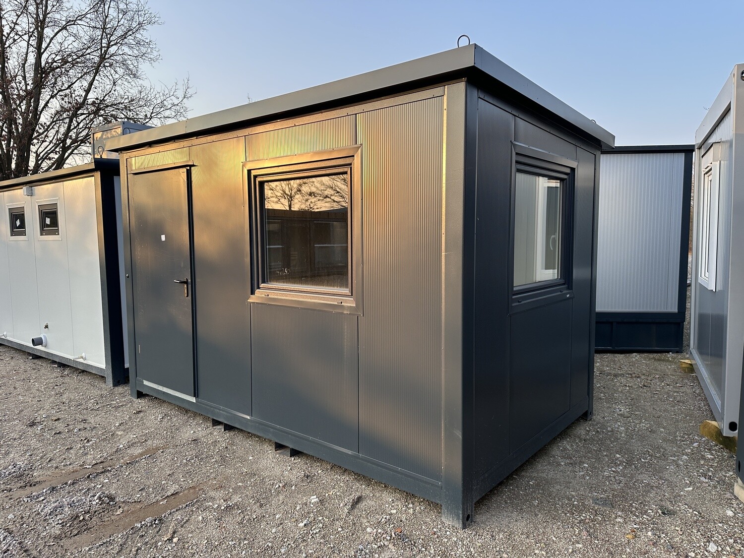 Bürocontainer 4,00 x 2,40 m – Bild 7 von 10