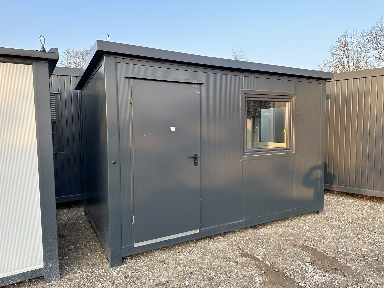 Bürocontainer 4,00 x 2,40 m – Bild 8 von 10