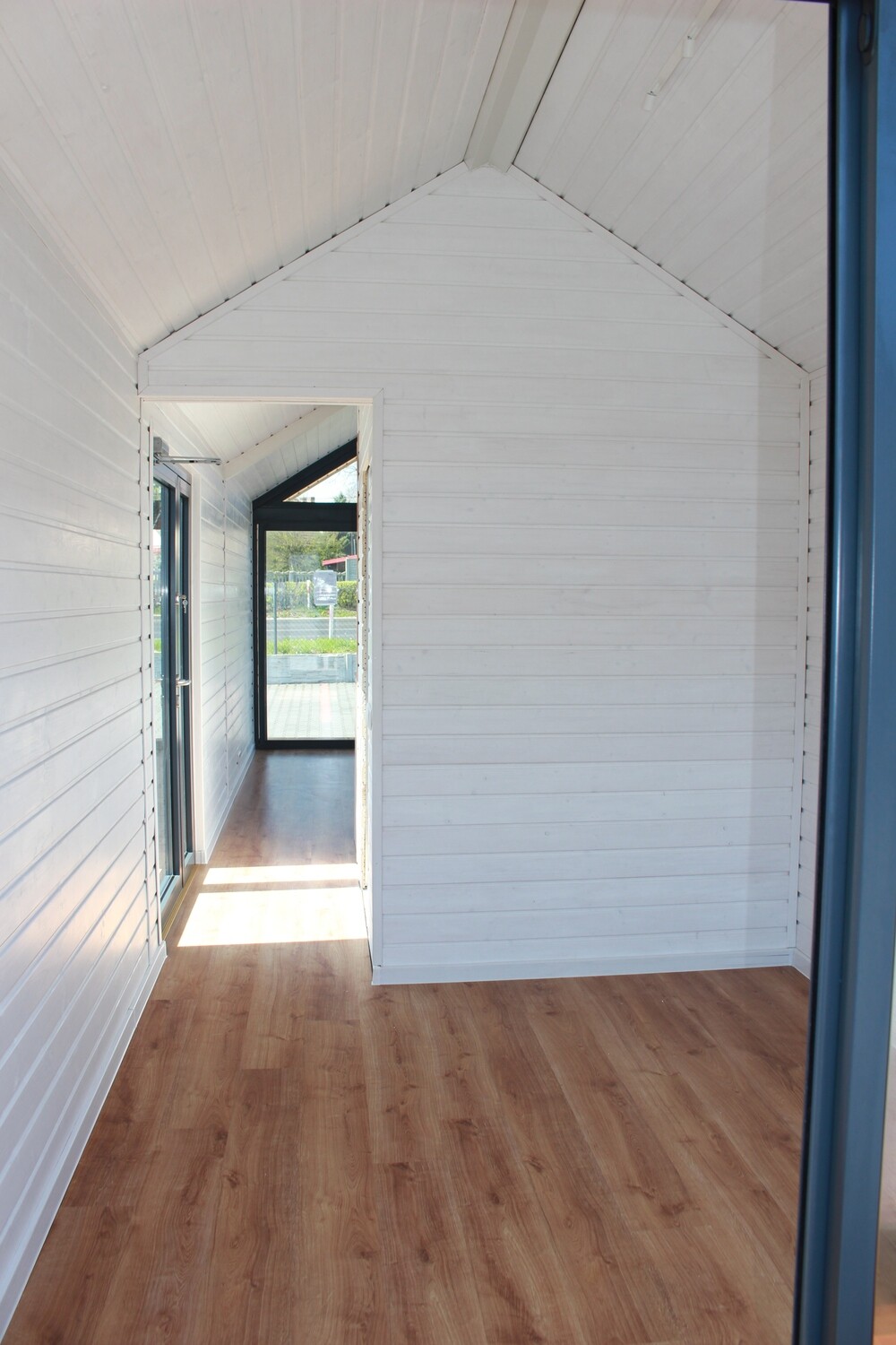 Schlüsselfertiges Tiny House 10,90 x 2,90 m – Bild 5 von 13