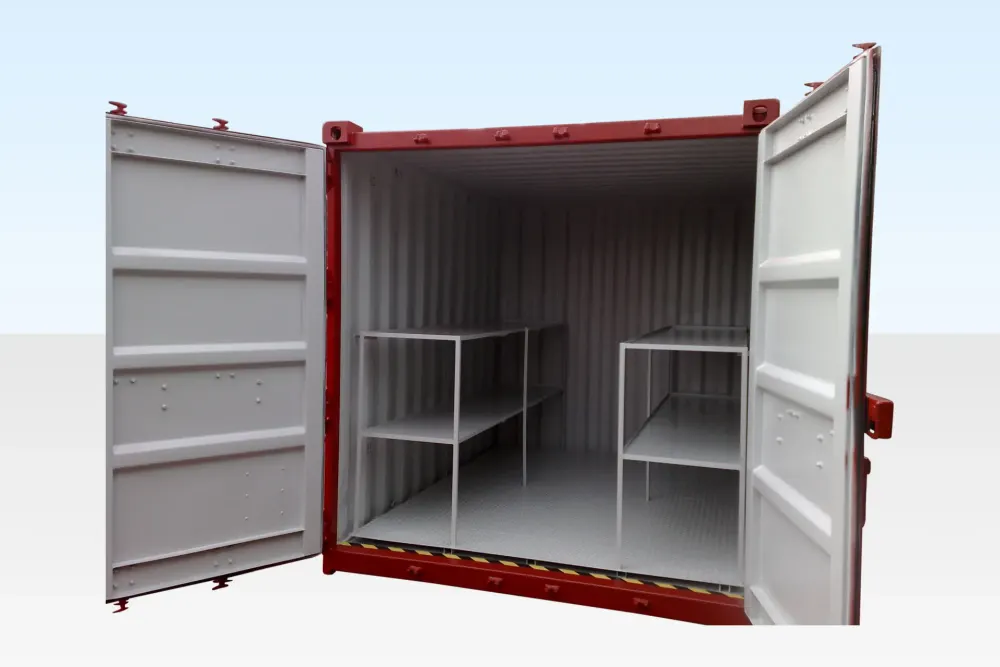 Geöffneter roter 8-Fuß-Auffangwannen-Lagercontainer mit zwei weißen Regalen und Riffelblechboden