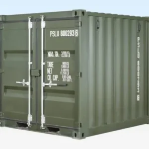 Olivgrüner 8-Fuß-Seecontainer One-Trip in Schrägansicht, Doppeltüren mit Verriegelungsstangen geschlossen