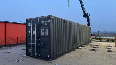 40 Fuß Lagercontainer / Seecontainer 12,00 x 2,44 m – Die Container