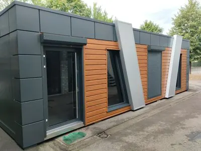 Bürocontainer 10,00 x 6,00 m Typ Dublin – Die Container